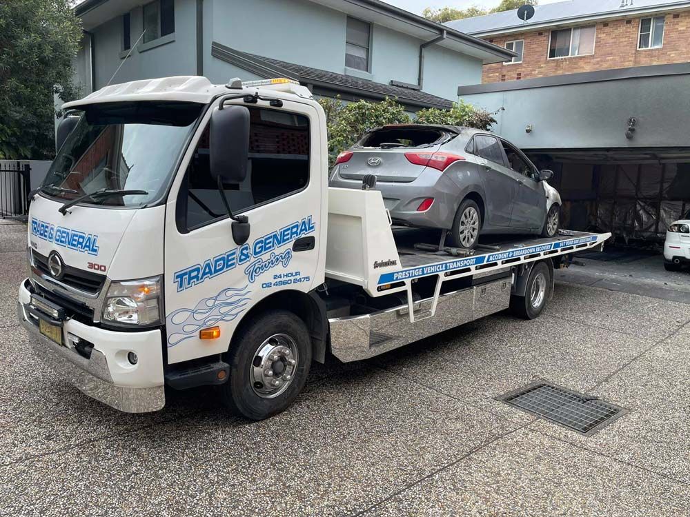 Hyundai Car Towing — Trade & General Towing In Sandgate NSW