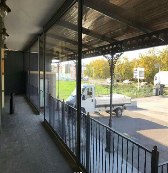 portico con tende tecniche