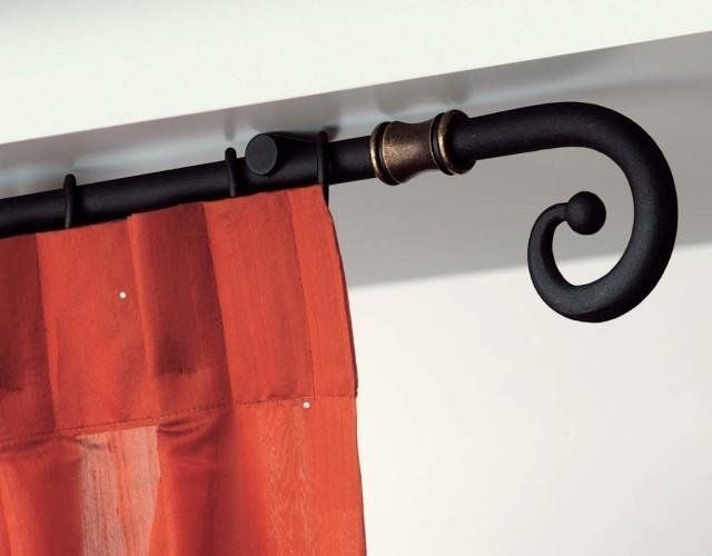 bastone per tenda con terminale a spirale