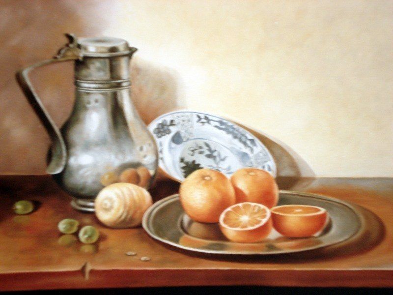 Markus Muyres+Nederlands+Olieverf+Schilderij+Stilleven+Zilveren schaal+Sinaasappels+Tinnen kan met deksel+Delfts Blauw bord-Houten tafel