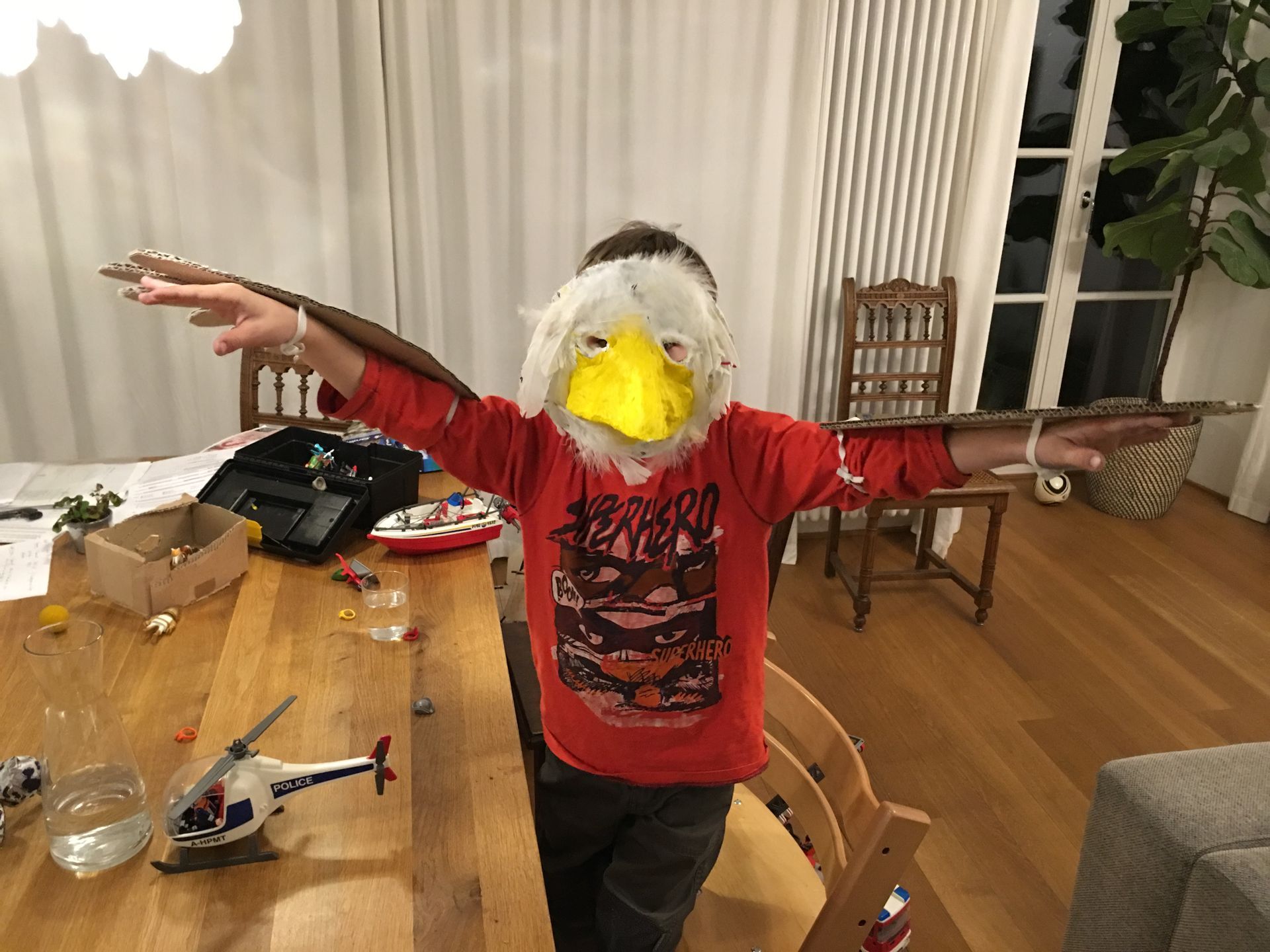 Bastelarbeit Vogelmaske