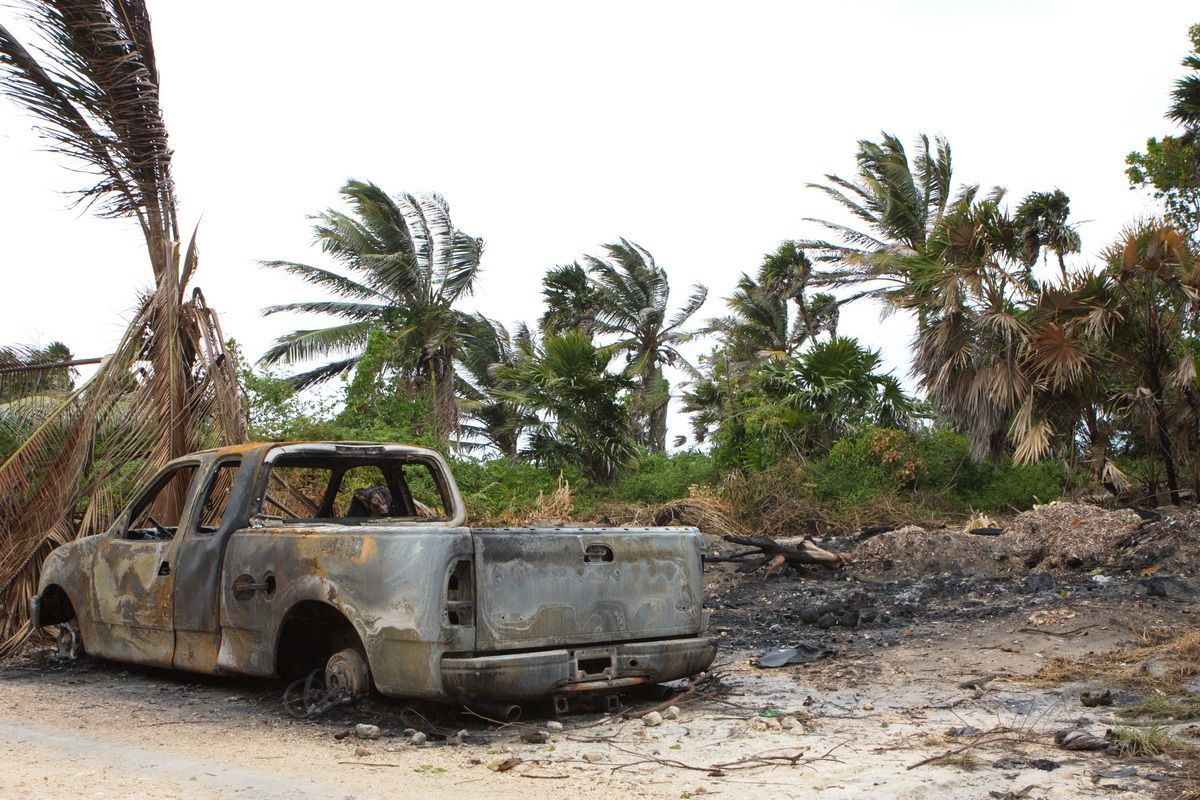 Mexico, Yucatan, Belize, Tropensturm, Karibik, Storm, abgebranntes Auto