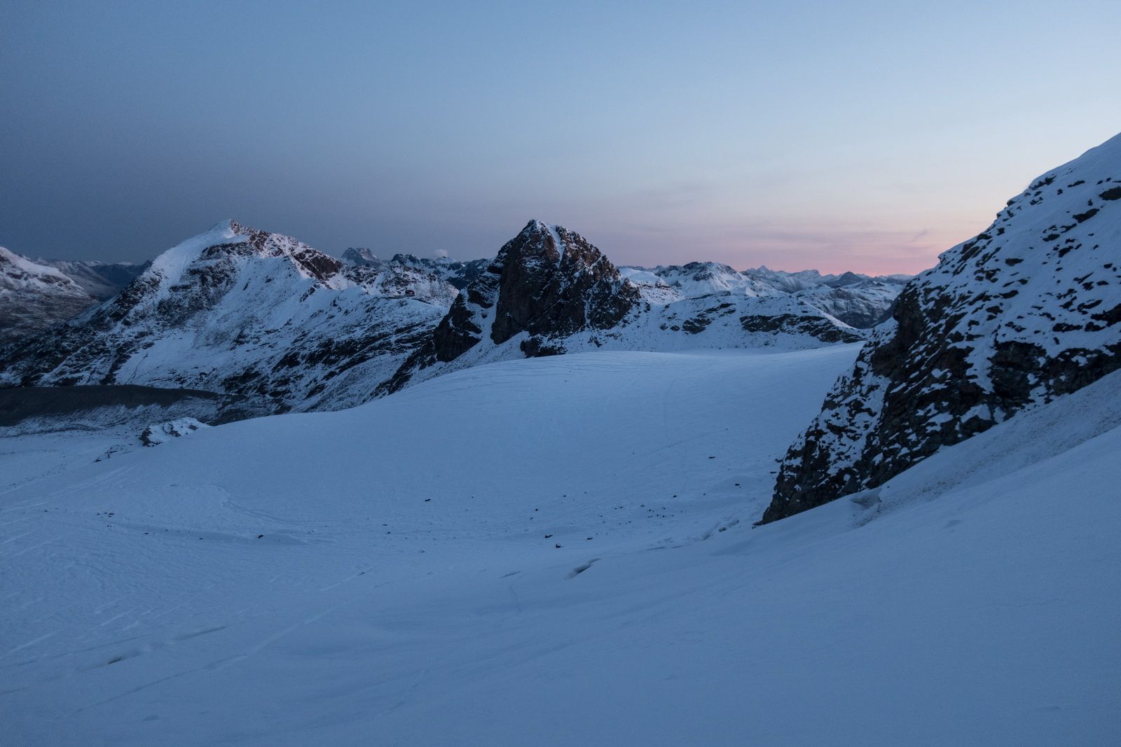 Sonnenaufgang auf dem Gletscher, Bernina, Piz Palü, Hochtour
