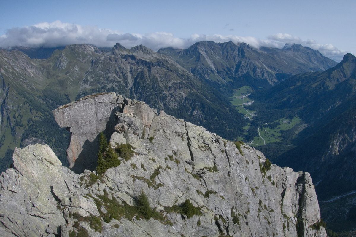 Spazzacaldeira, Albigna, La Fiamma, Bergell, Klettern, Climbing, Bergsteigen, Gaubünden, Felsnadel