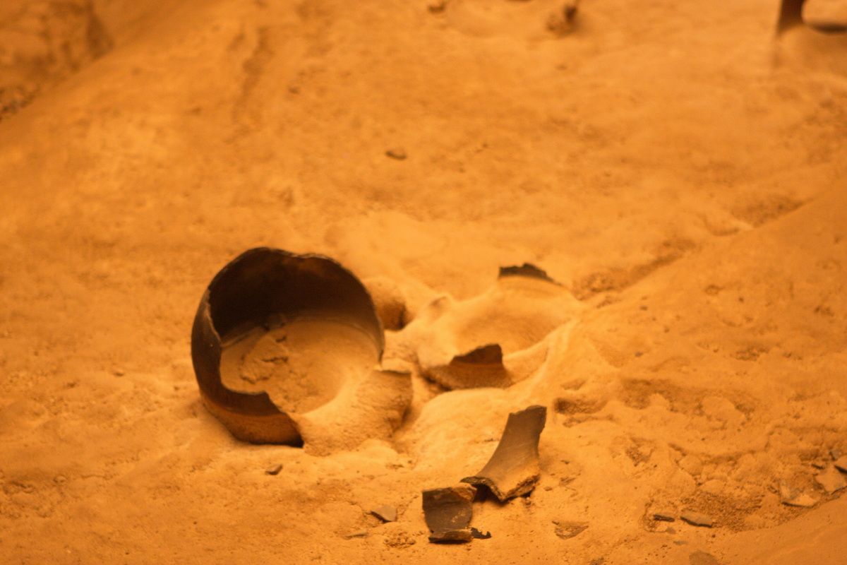 Mexico, Yucatan, Belize, Maya, Höhle, Cave, Archäologie, Tonscherben