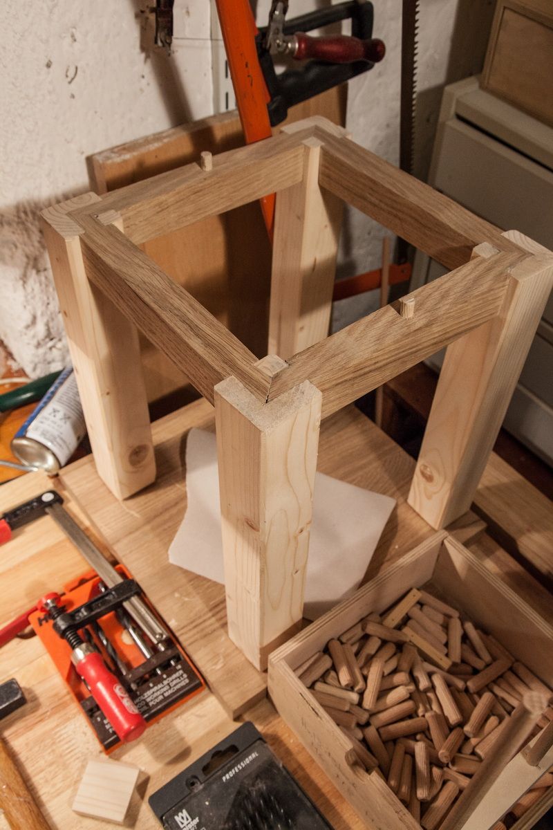 Hocker, Schreiner, Holzarbeit