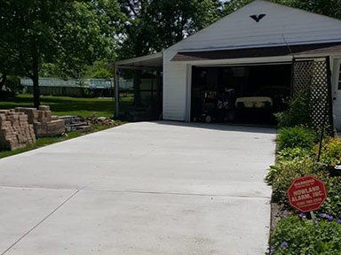 Garage Repair — Garage in Niles, OH