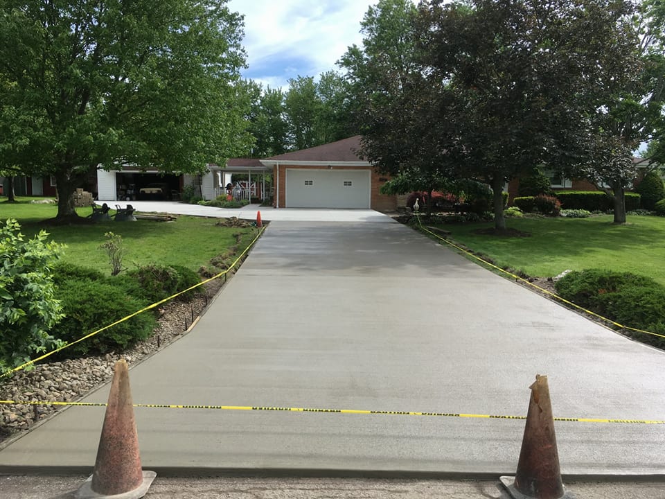 Concrete Steps — New Driveway in Niles, OH