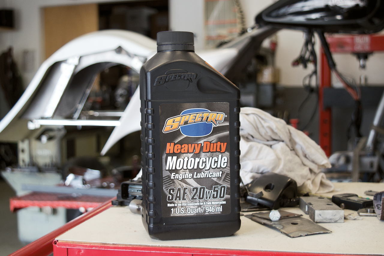 Spectro 20W50 Heavy Duty Motorolie 1qrt (.946L.) bottle