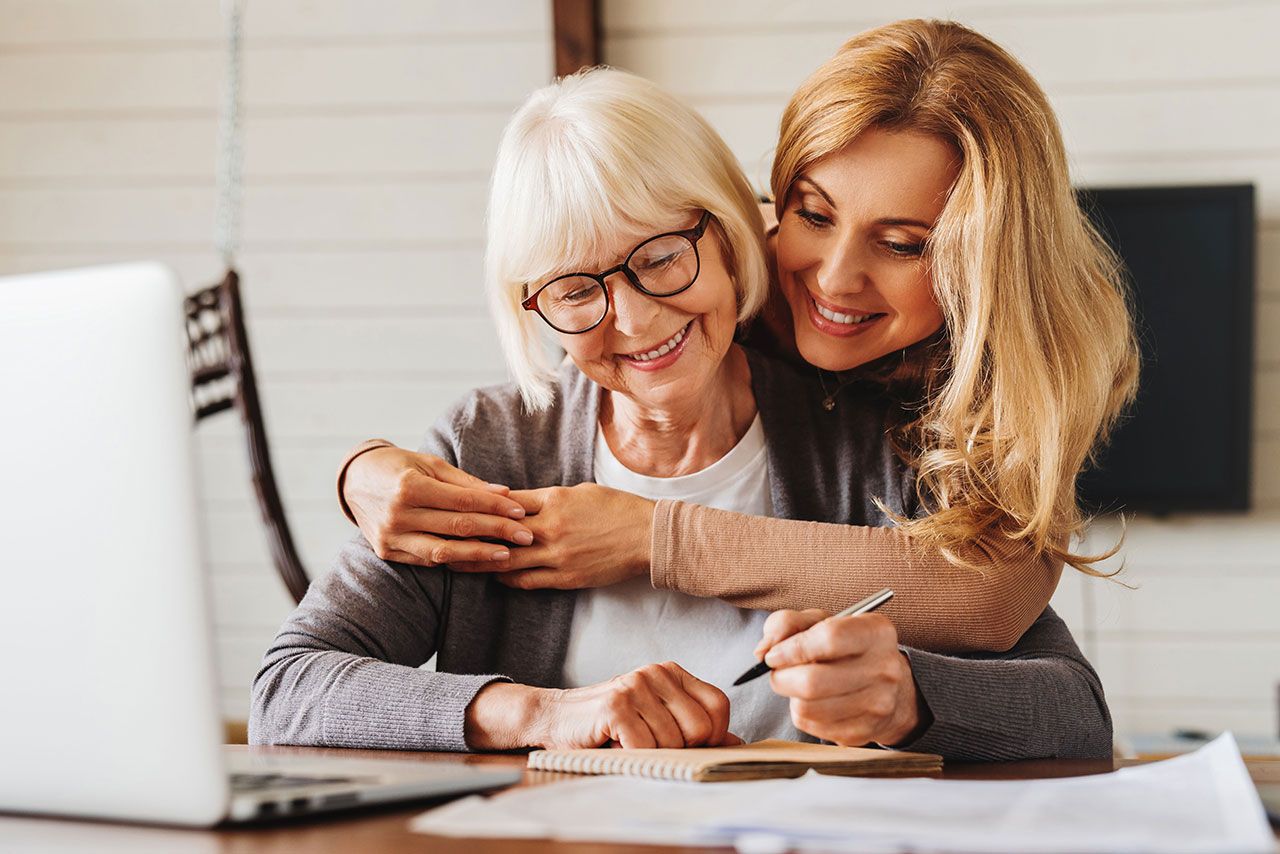 Complete Dentures In Tampa: Restoring Your Smile And Function With Confidence