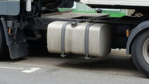lorry fuel tank