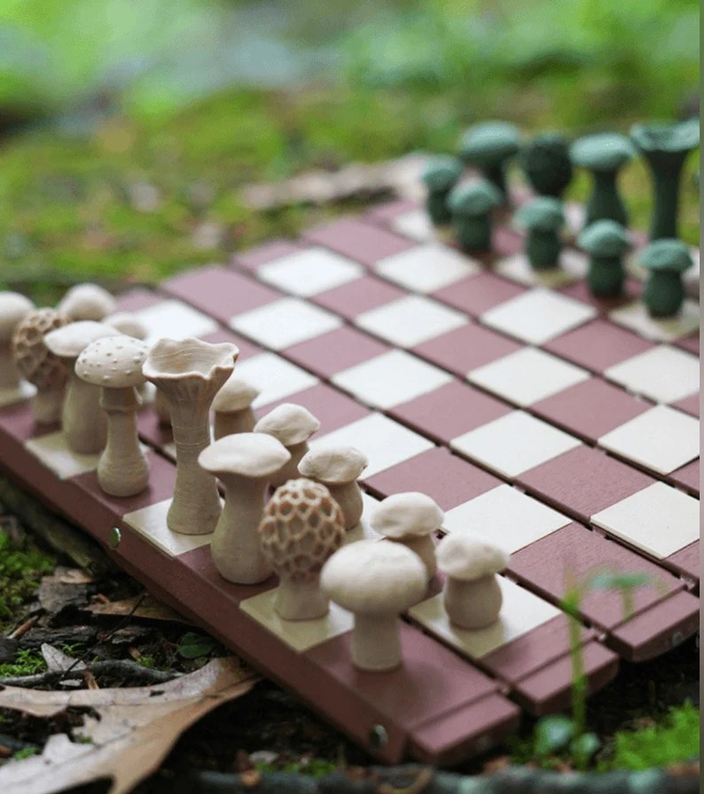 Forest Chess Set - Log and Mushroom Chess Board