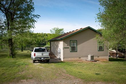 Cabin Rental Forsyth Missouri
