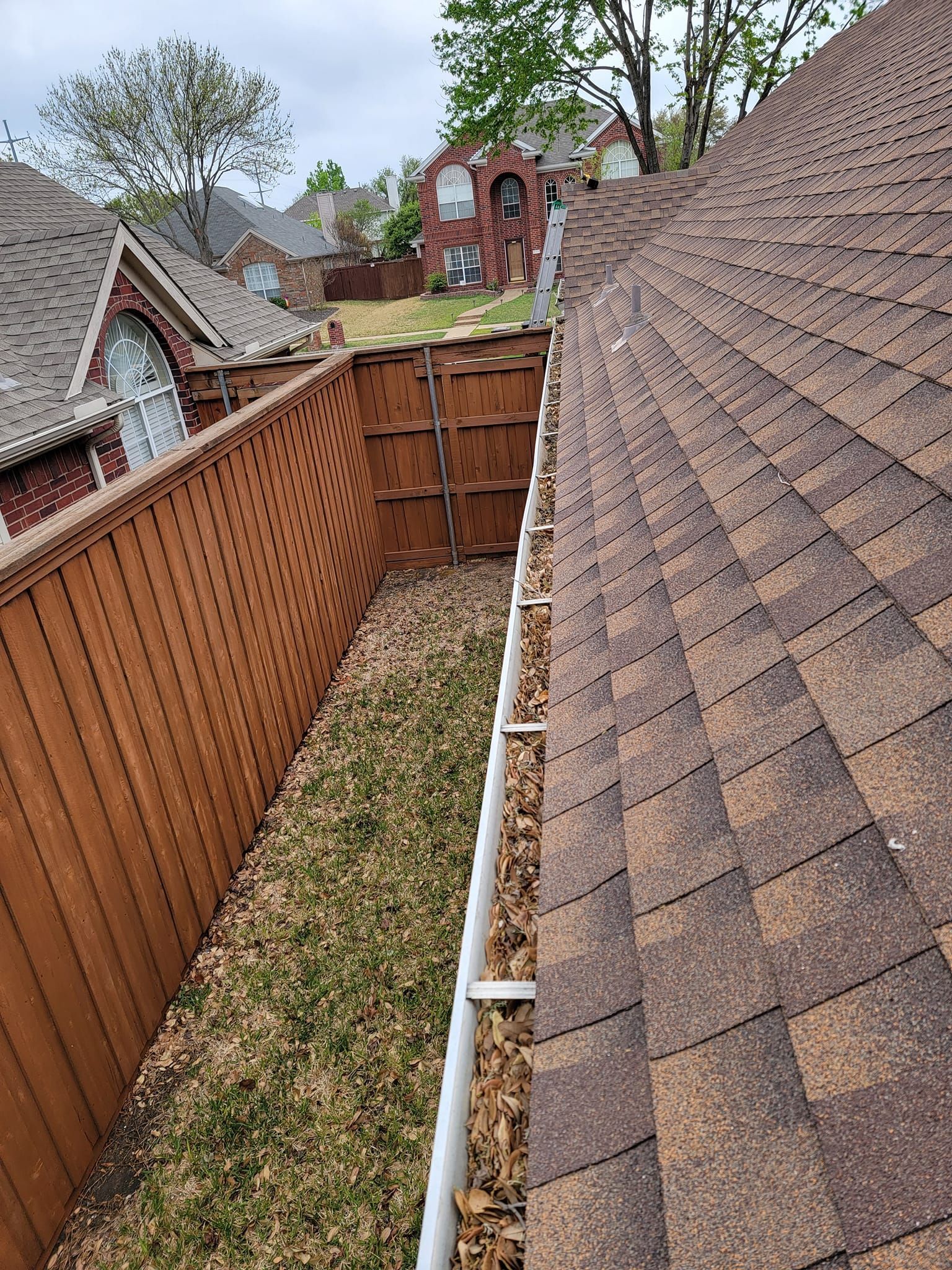 Superior Service Dallas gutter clean