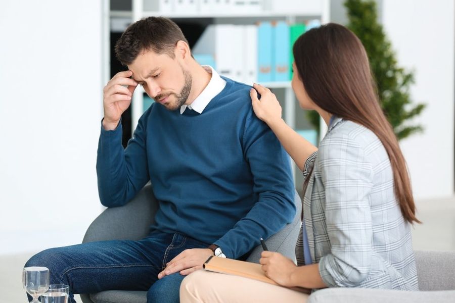 giving support to man with mental health problems