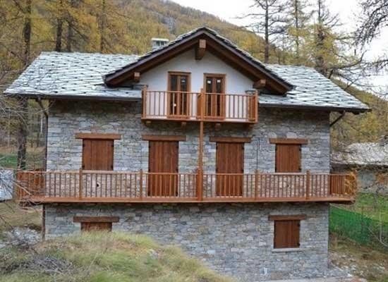 ringhiere e balconi in legno