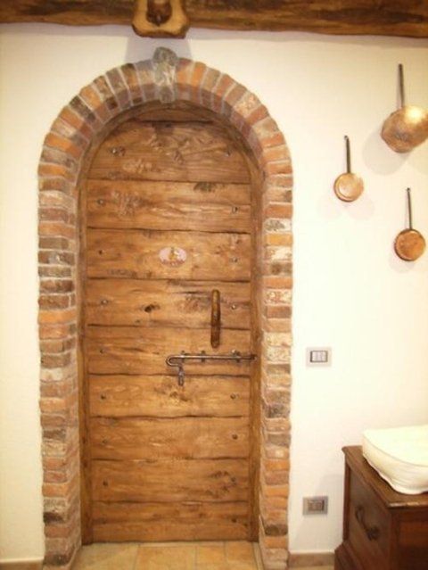 portoni d'ingresso in legno