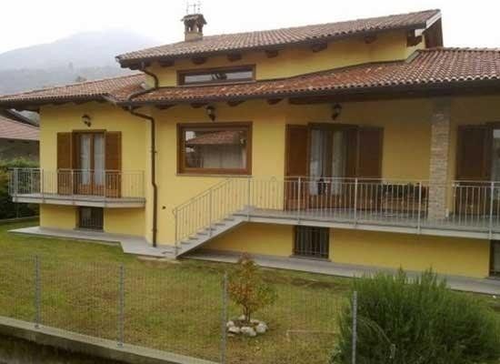 persiane e ante in legno