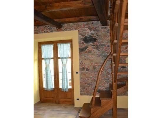 progettazione e posa infissi e serramenti in legno Torino