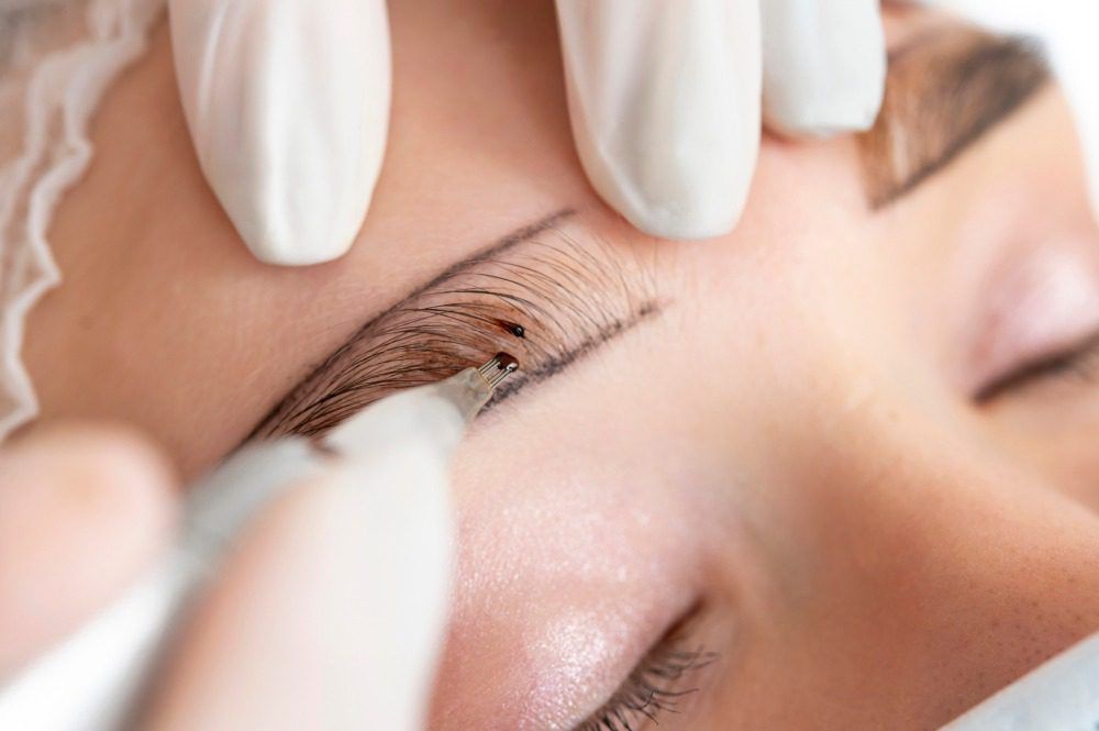 Micropigmentation des Sourcils, Microblading