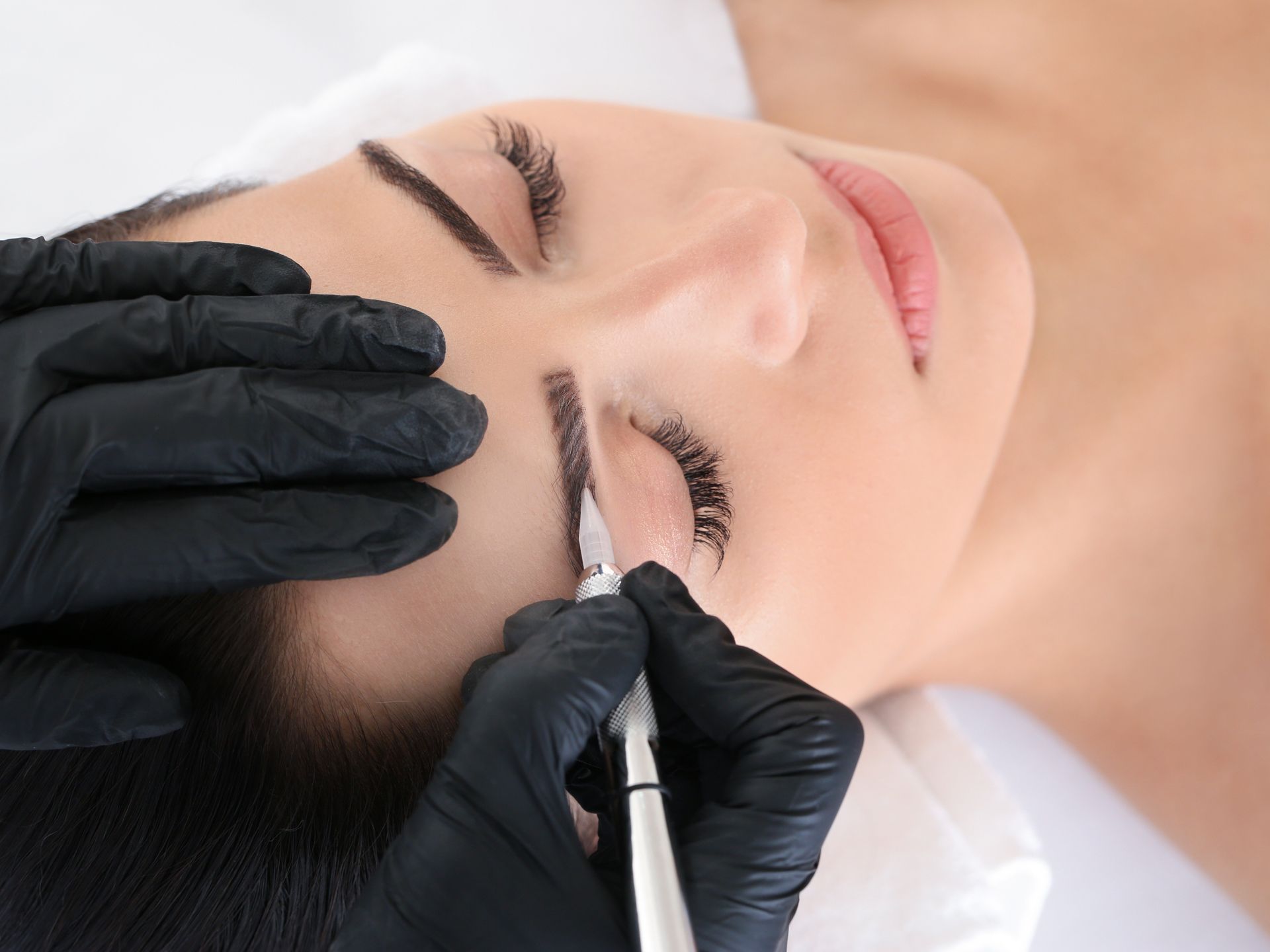 Micropigmentation des Sourcils, Technique Ombrée