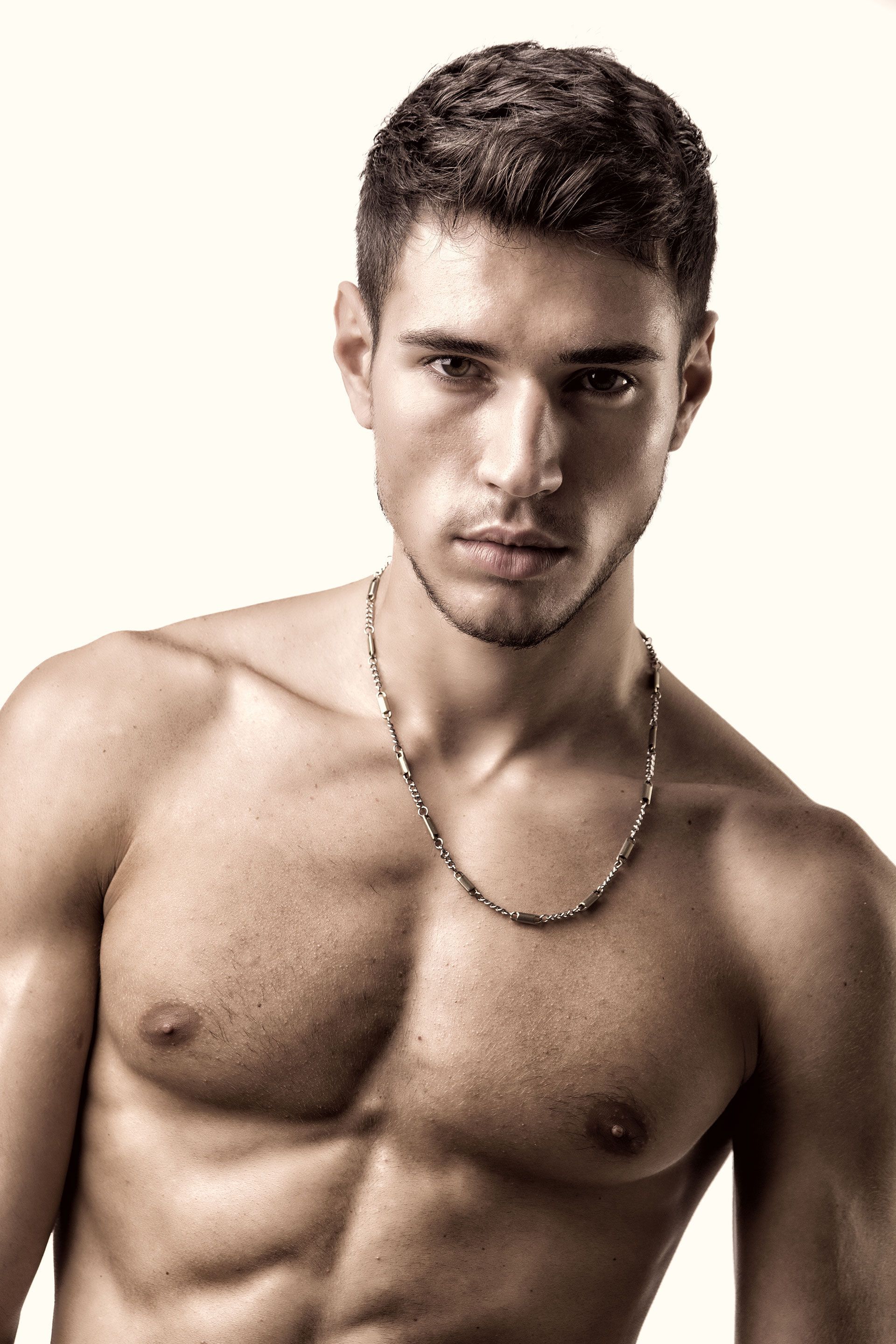 hommes chirurgie des paupières