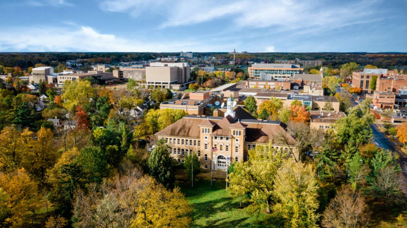 Stevens Point Hardscaping & Landscaping Services
