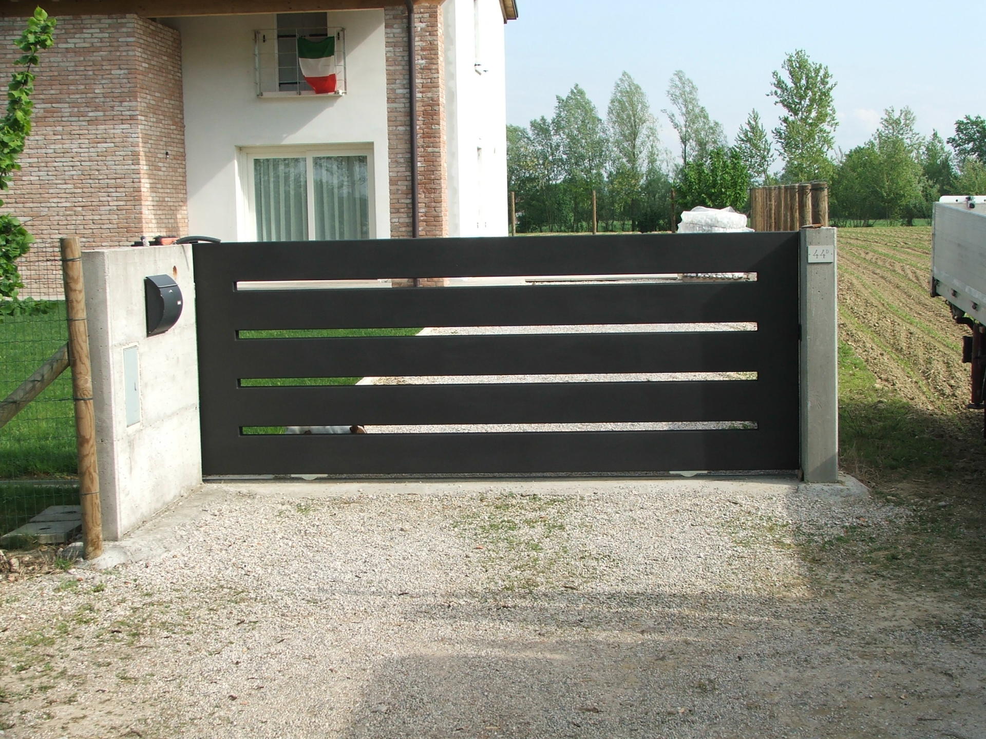 posa di cancelli a Treviso