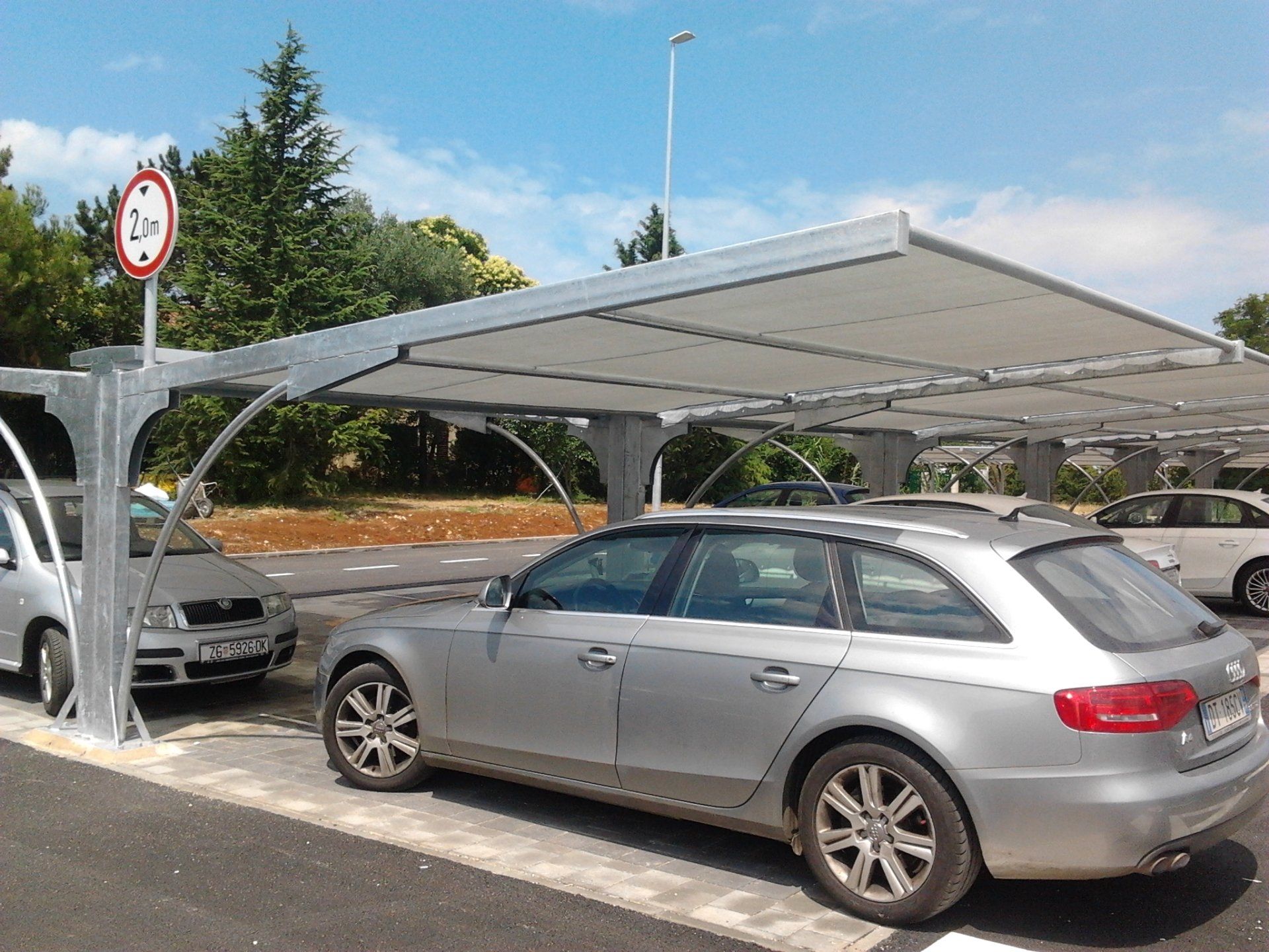 pergole a Treviso per posti auto