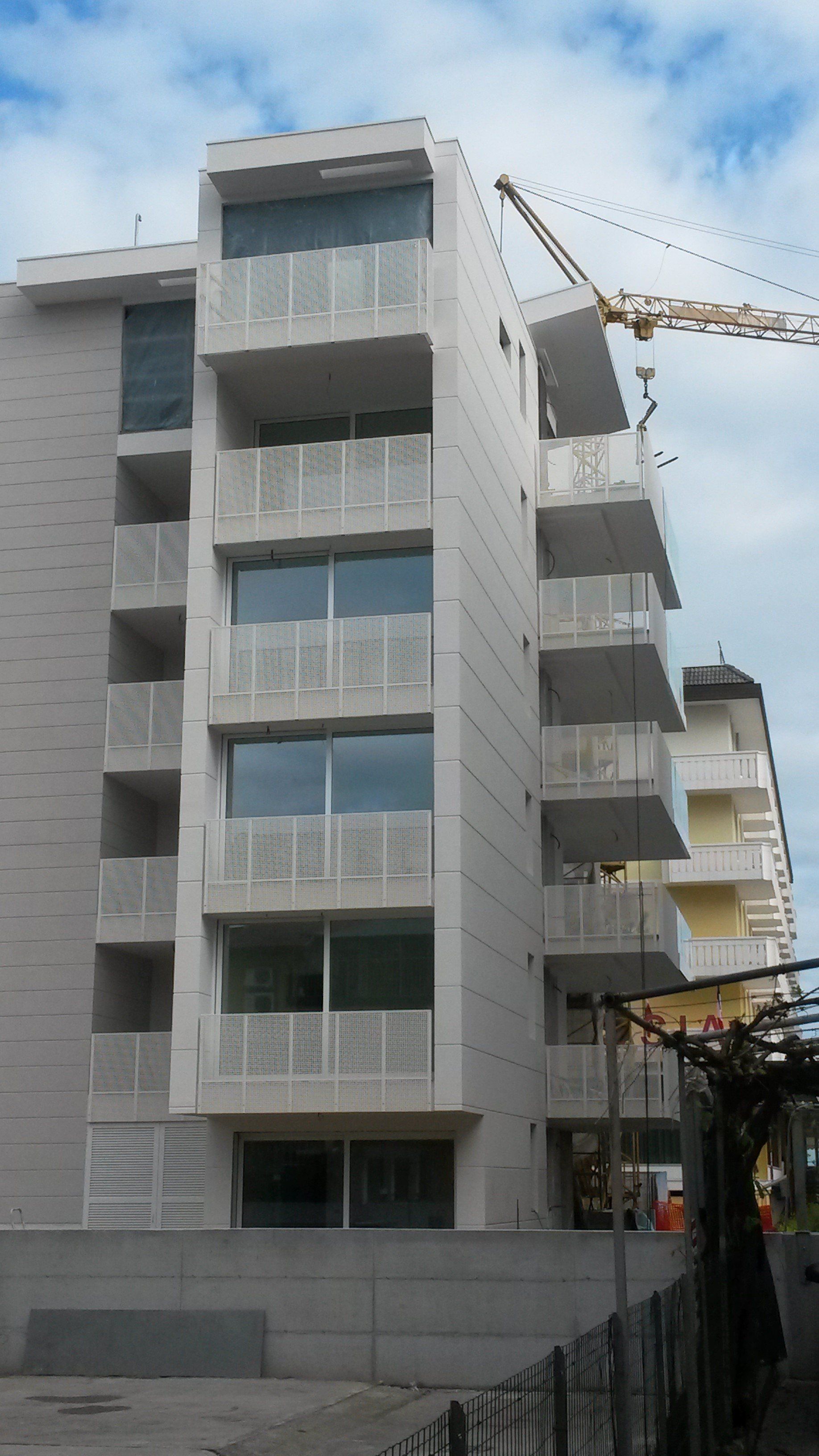 ringhiere a Treviso per nuove costruzioni