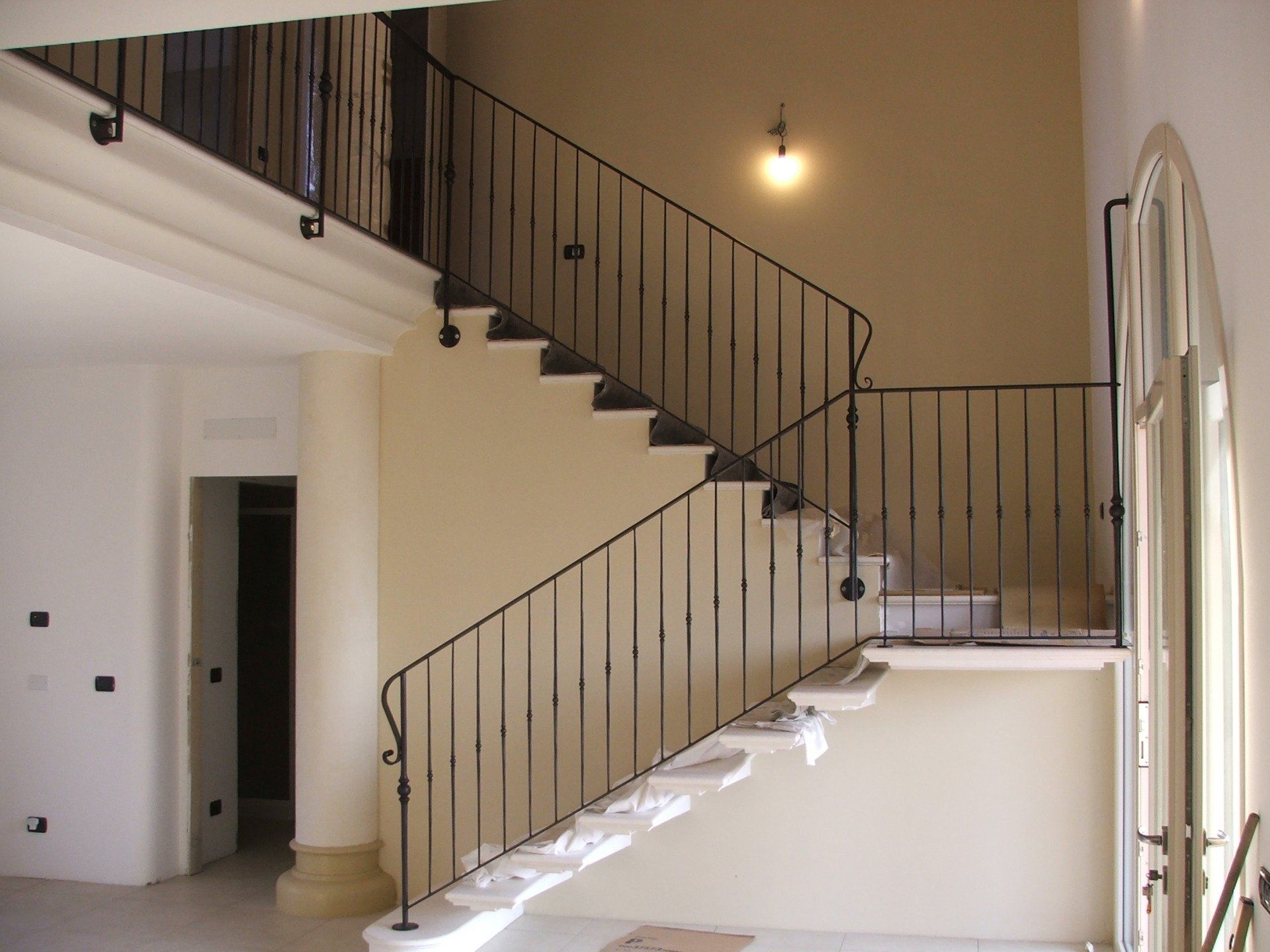 scale con ringhiere a Treviso