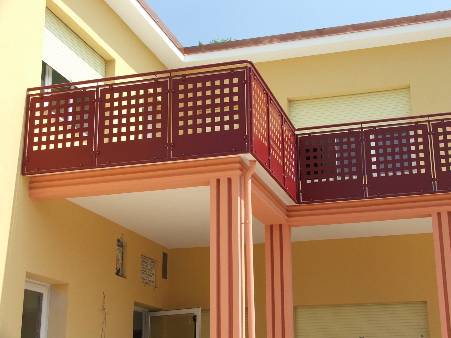 posa di ringhiere a Treviso