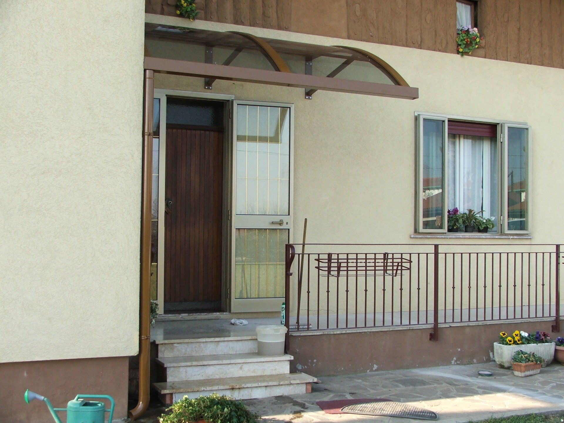 tettoie su misura e pergole a Treviso