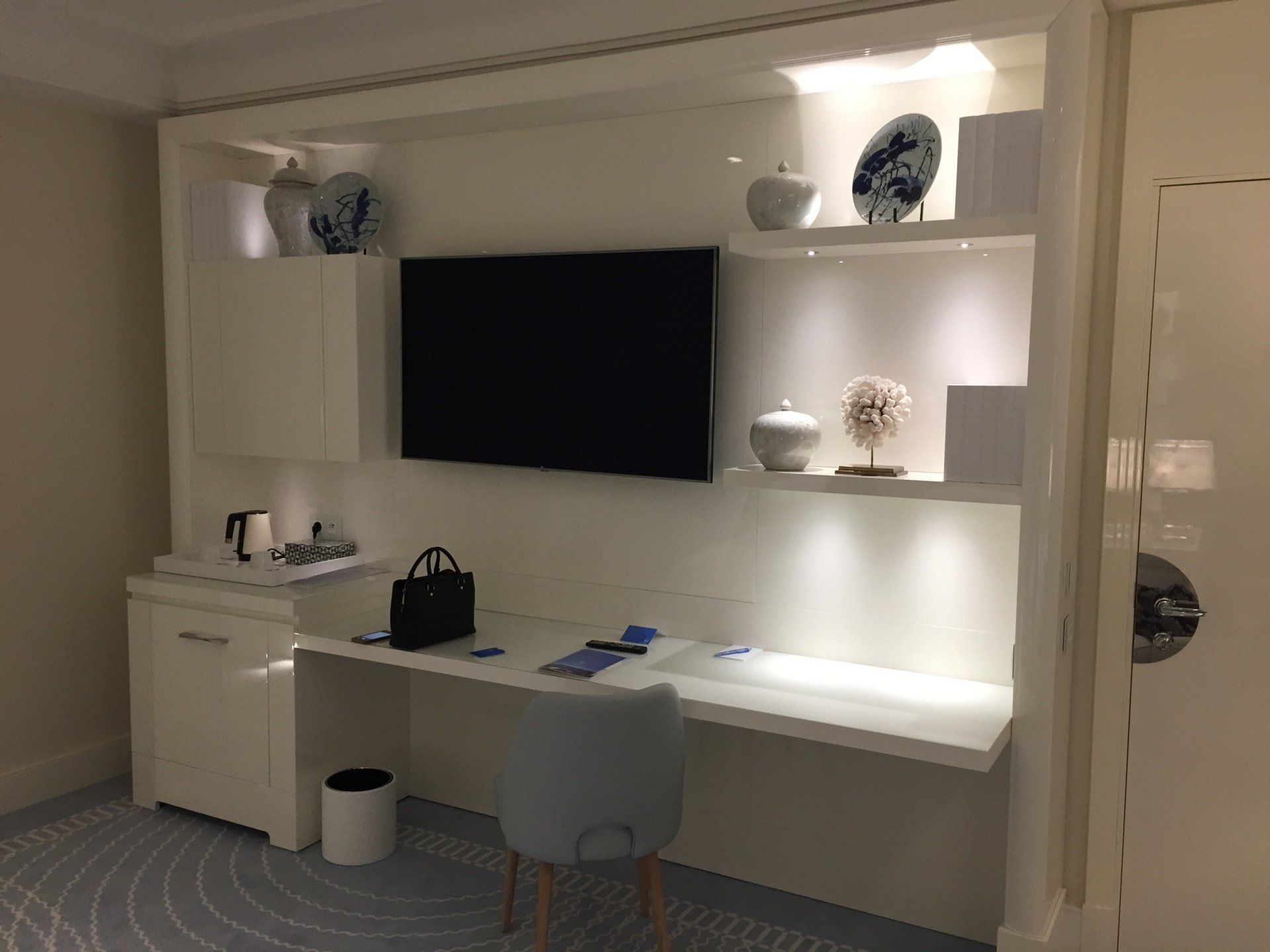 Installation électrique dans un salon