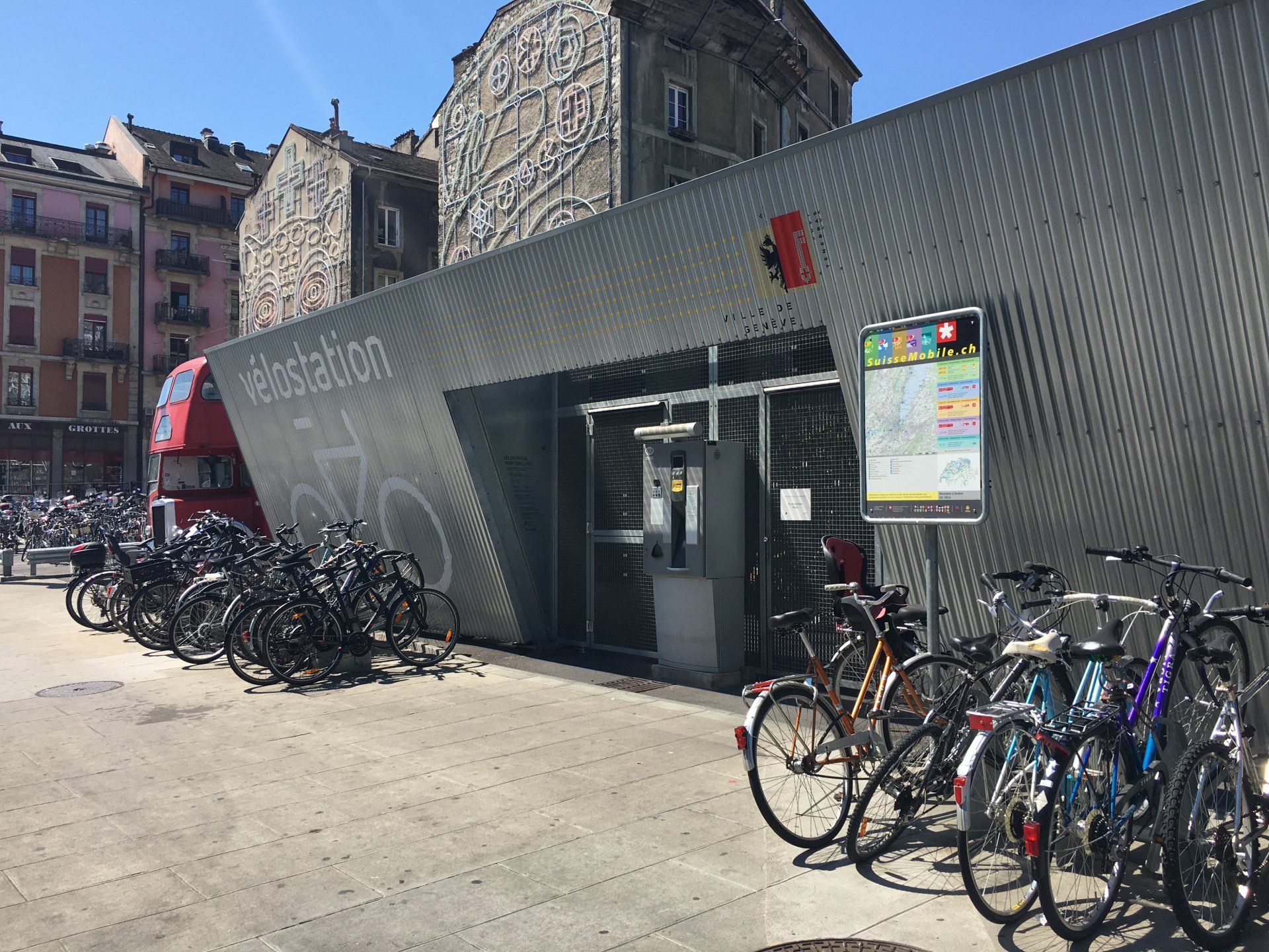 Travaux sur vélo-station à la gare Cornavin