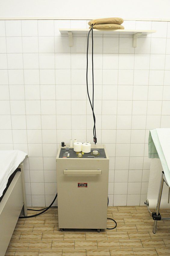 macchinario per sessioni di fisioterapia