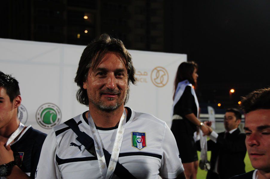 socio titolare del centro di cure fisiche e massaggi