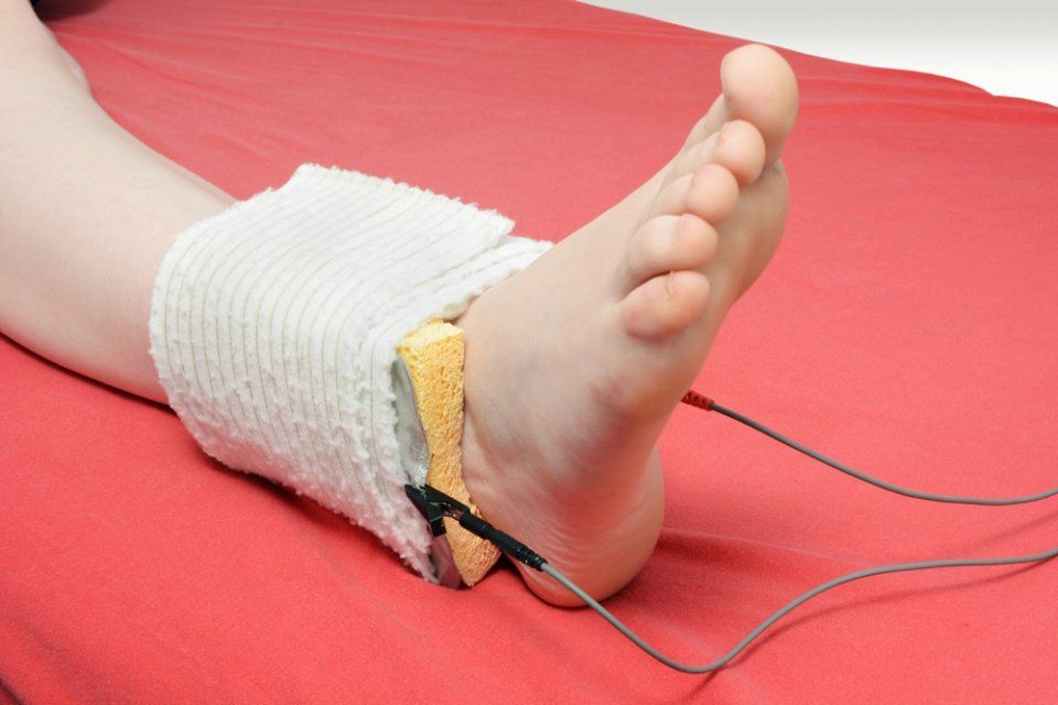 Elettroterapia per caviglia