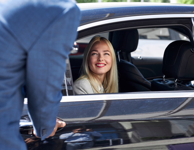 Airport Transportation in Miami- MIA Airport Limo and Car Services