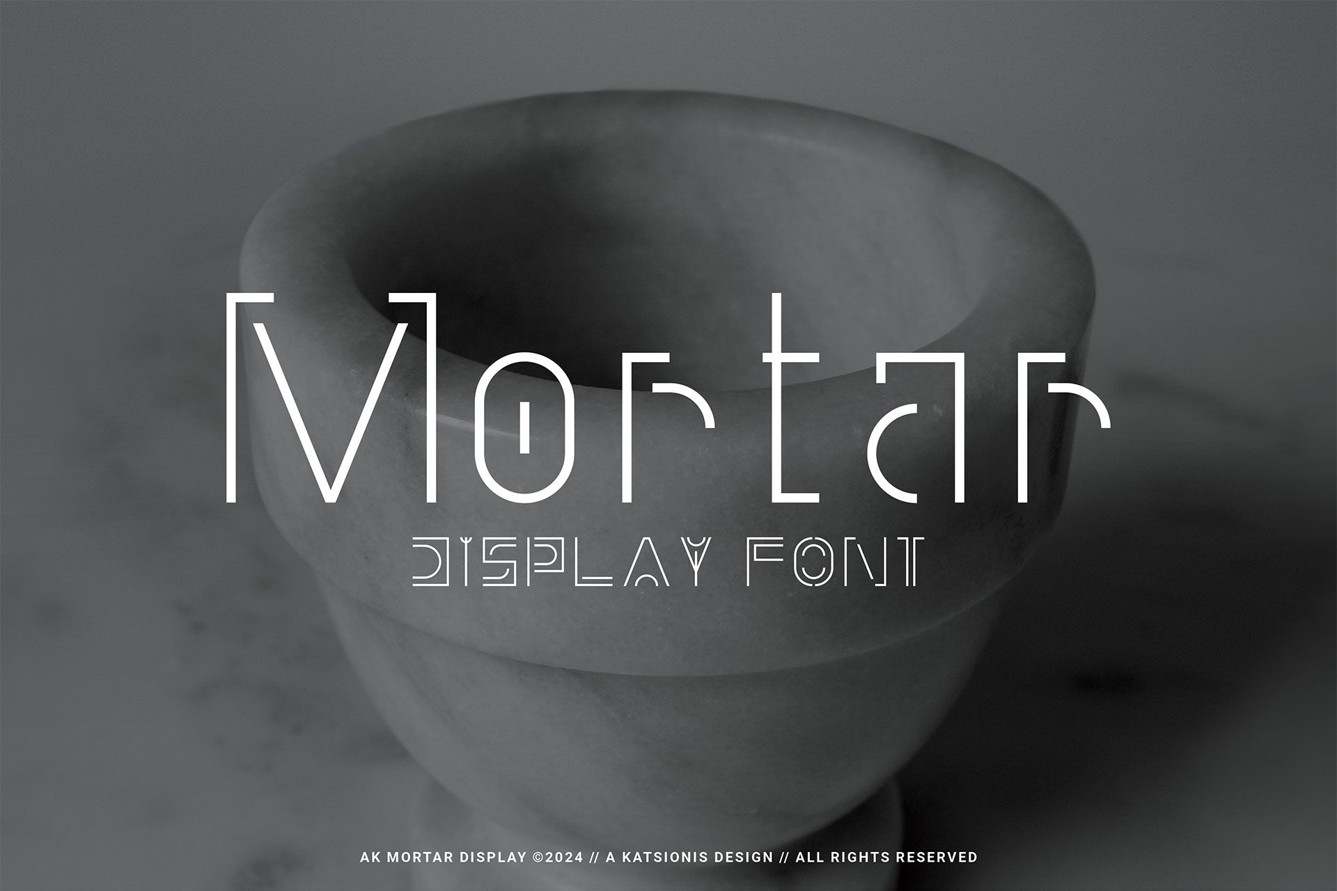 A black and white photo of Mortar display font