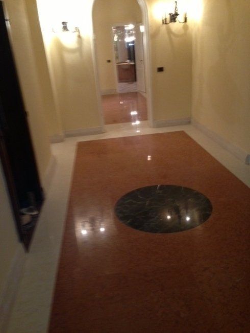 pavimento interno in marmo
