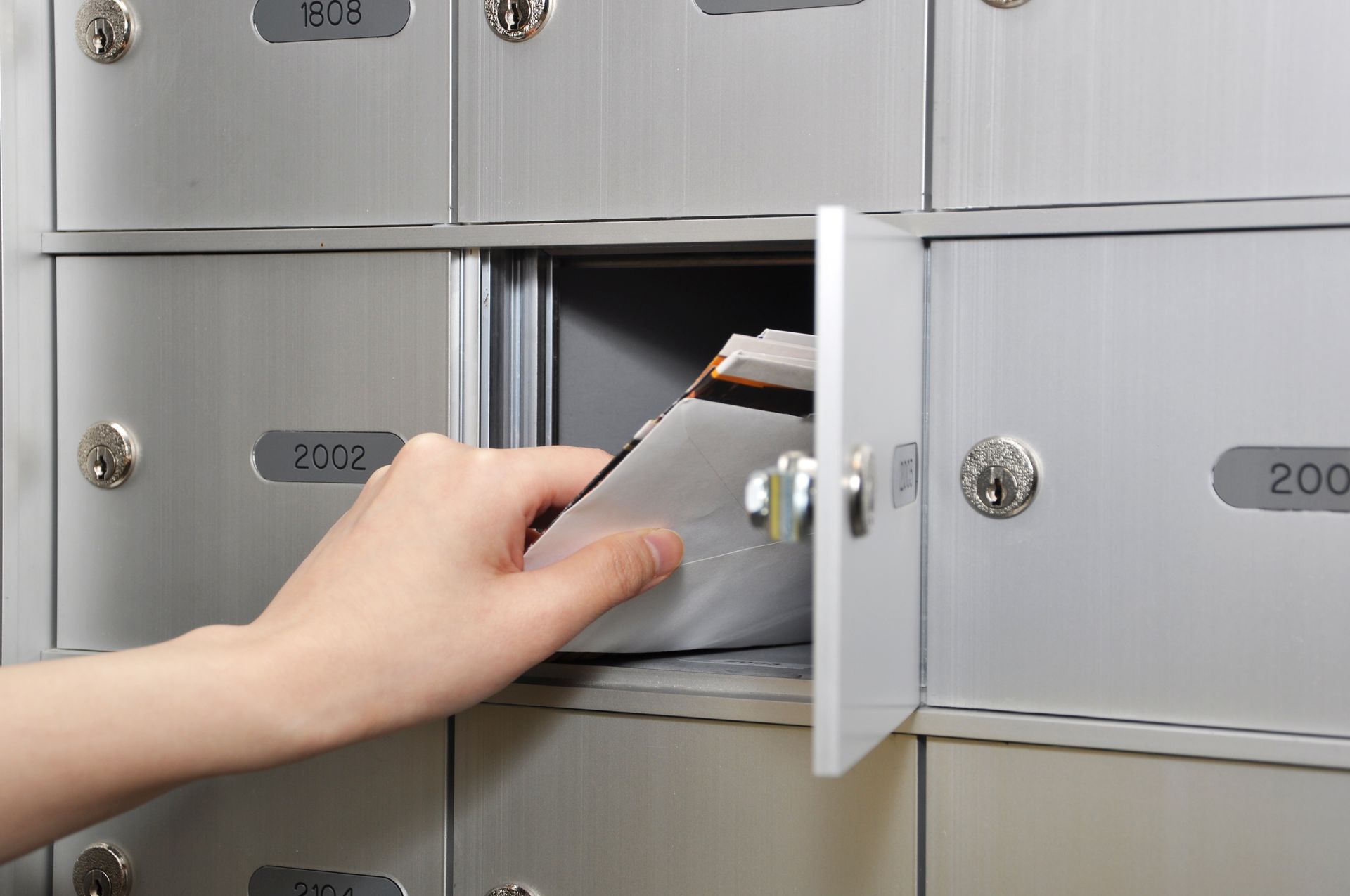 Integrated Postal Handling Services: Hongkong Post Mailers Application, Postal Mails Processing, HK Post Direct Mail Regulations Consultation, Direct Mail Transportation and Delivery, Flyers and Letter Distribution and more...