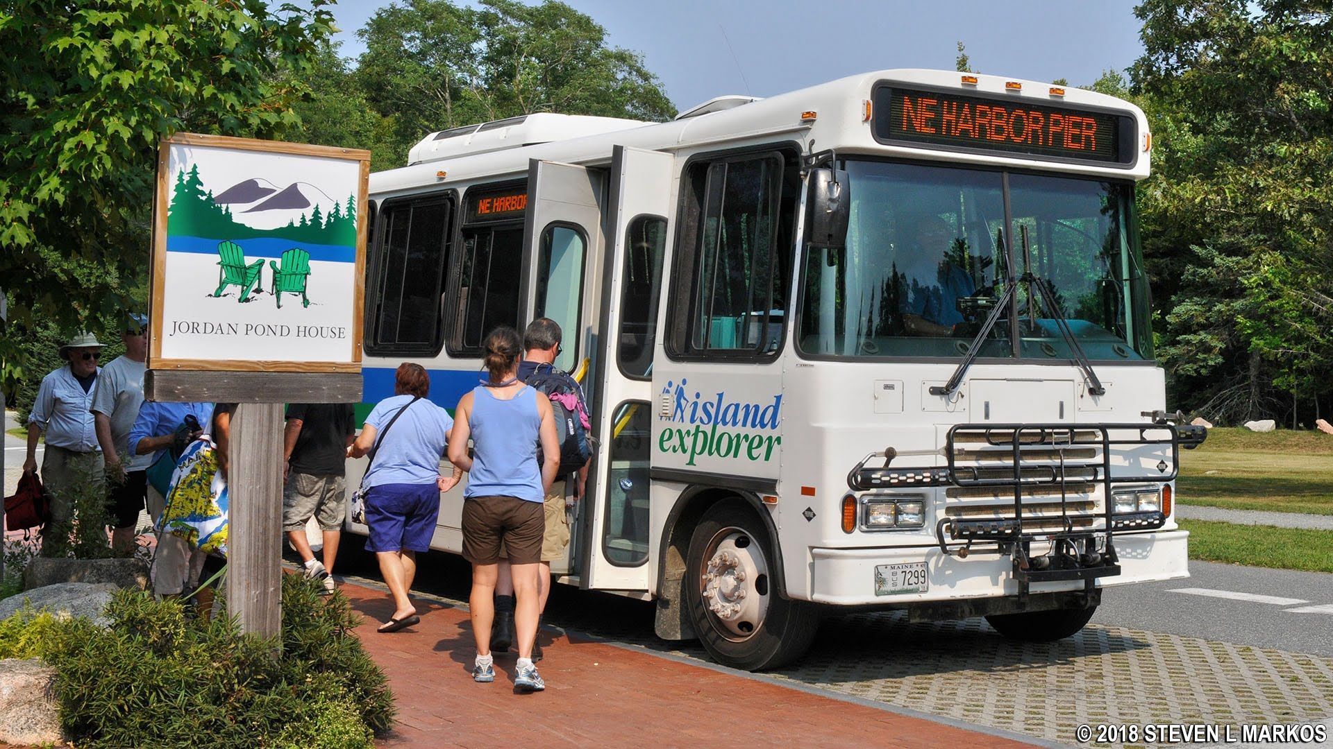 Island Explorer Shuttle in service.