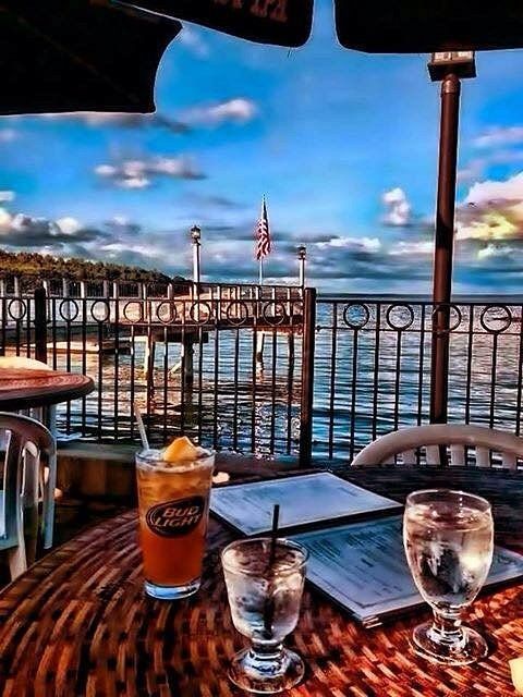 Maine dining overlooking Hull's Cove
