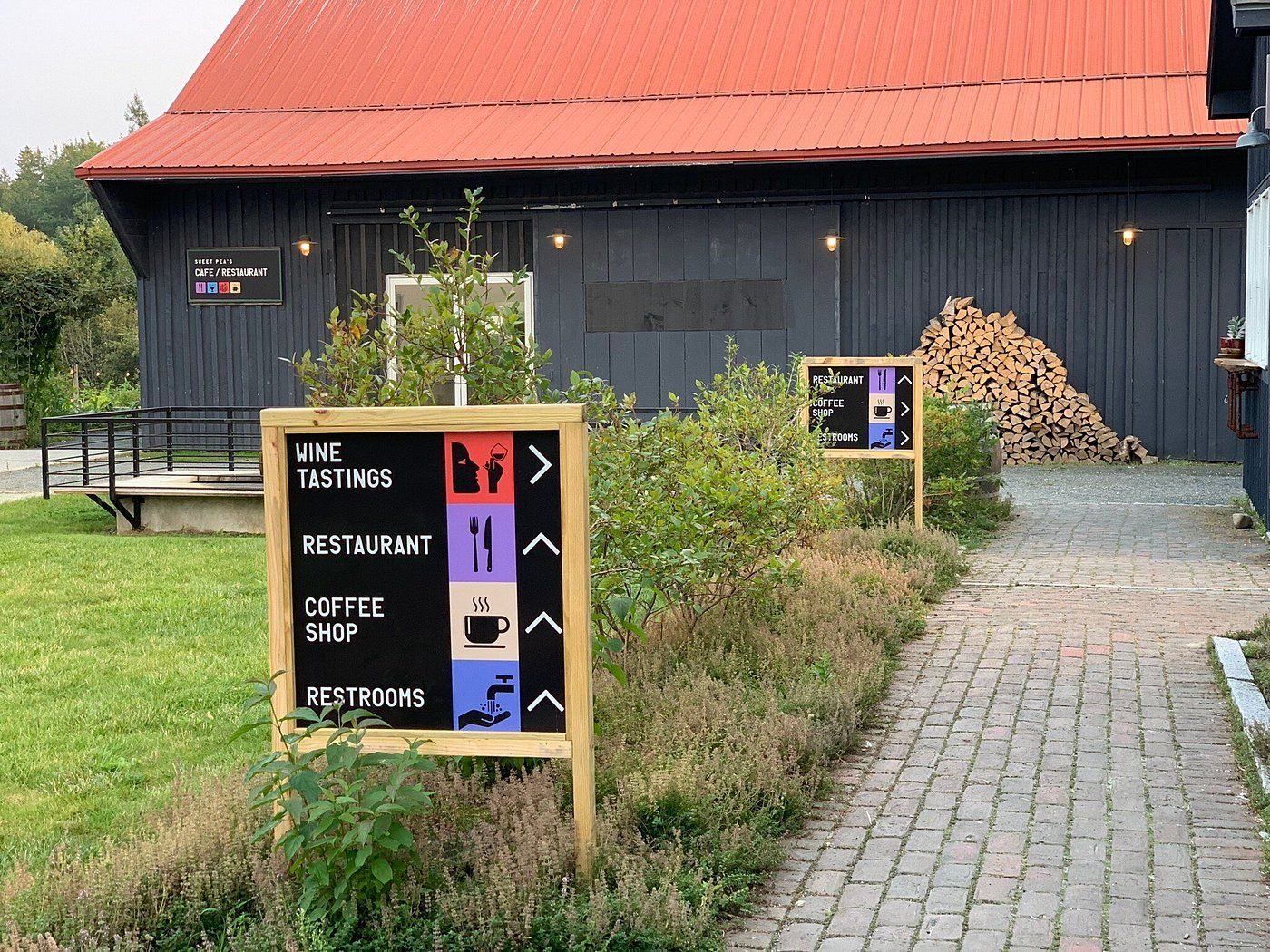 Restaurant sign for Sweet Peas