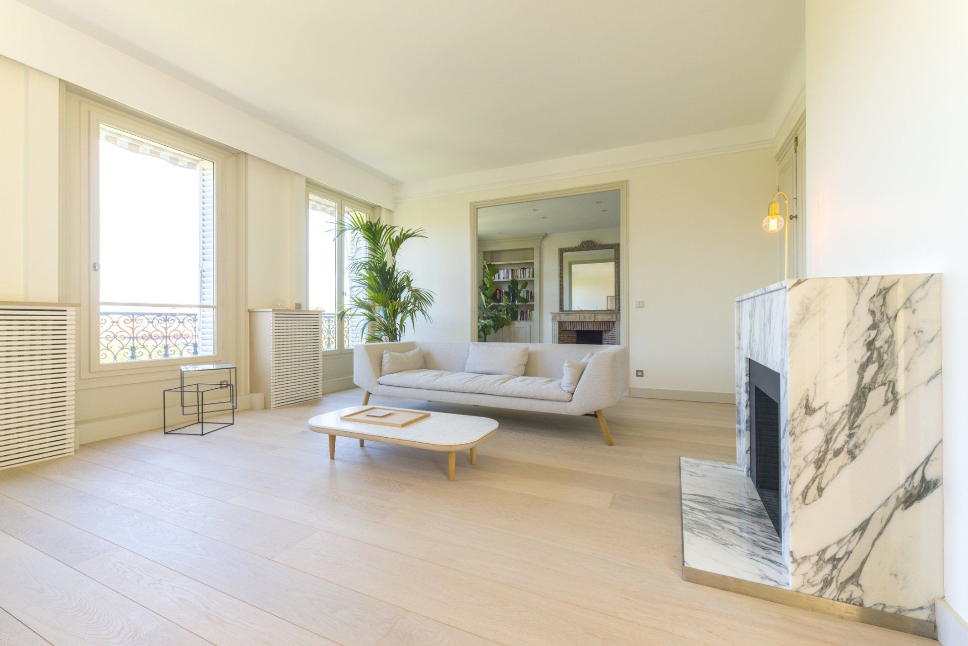 Living Room Beautiful Flooring — St. Louis, MO — Barefoot Carpet Company