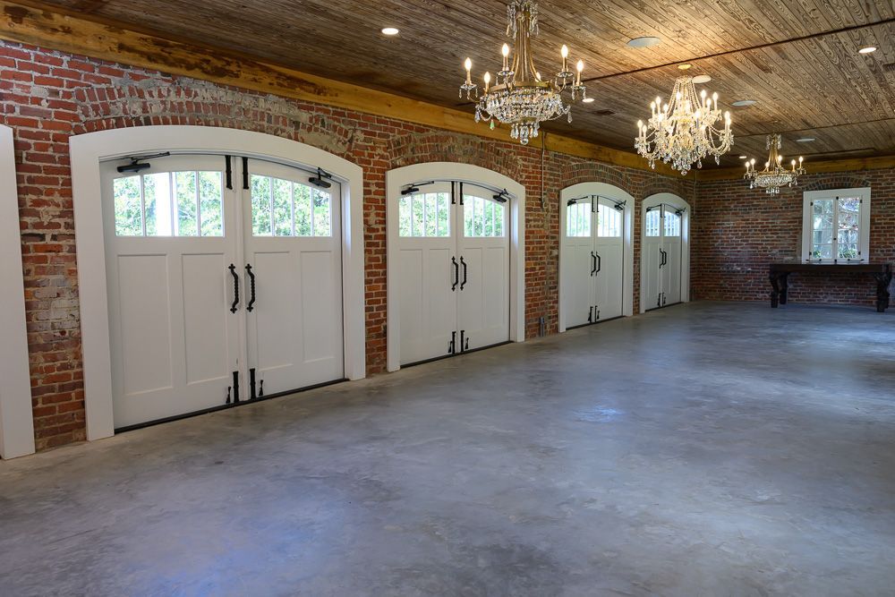 Photograph for the Carriage House at The Big House Wedding Venue in Ruston, Louisiana.