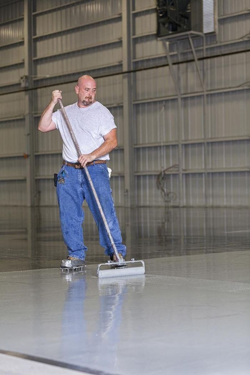 Lucidatura pavimento in resina