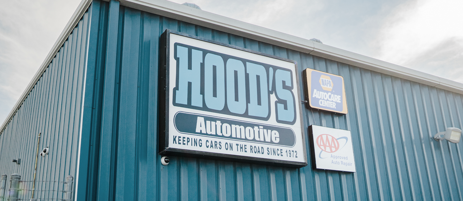 Hood's Automotive Badge - Auto Repair Bridgeton