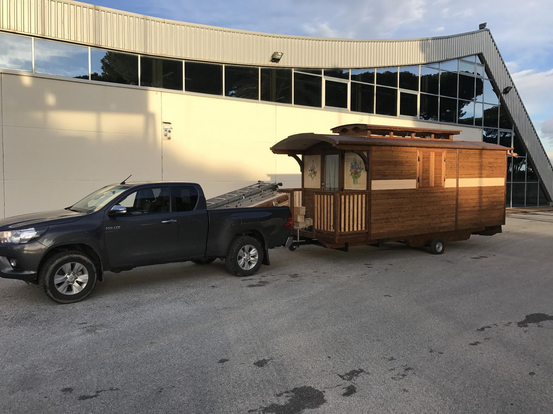 consegna carrozzone da gitano